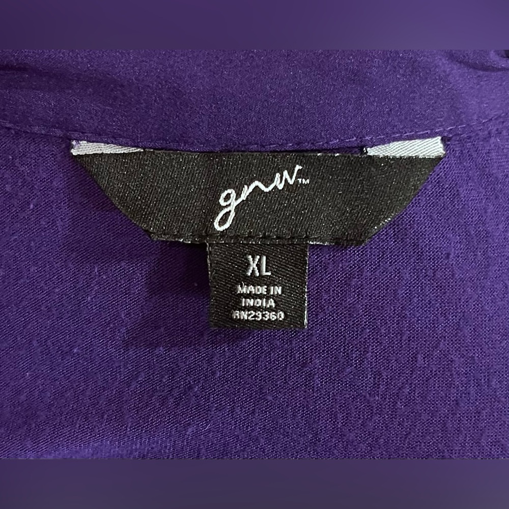 GNW Deep Purple Sleeveless Top - Picture 3 of 3